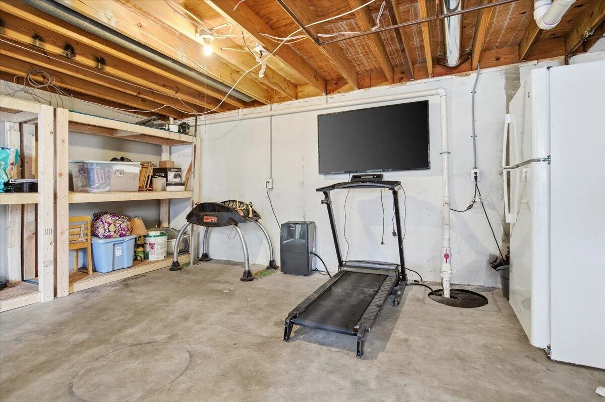 1406 Lancer DR - Photo 25