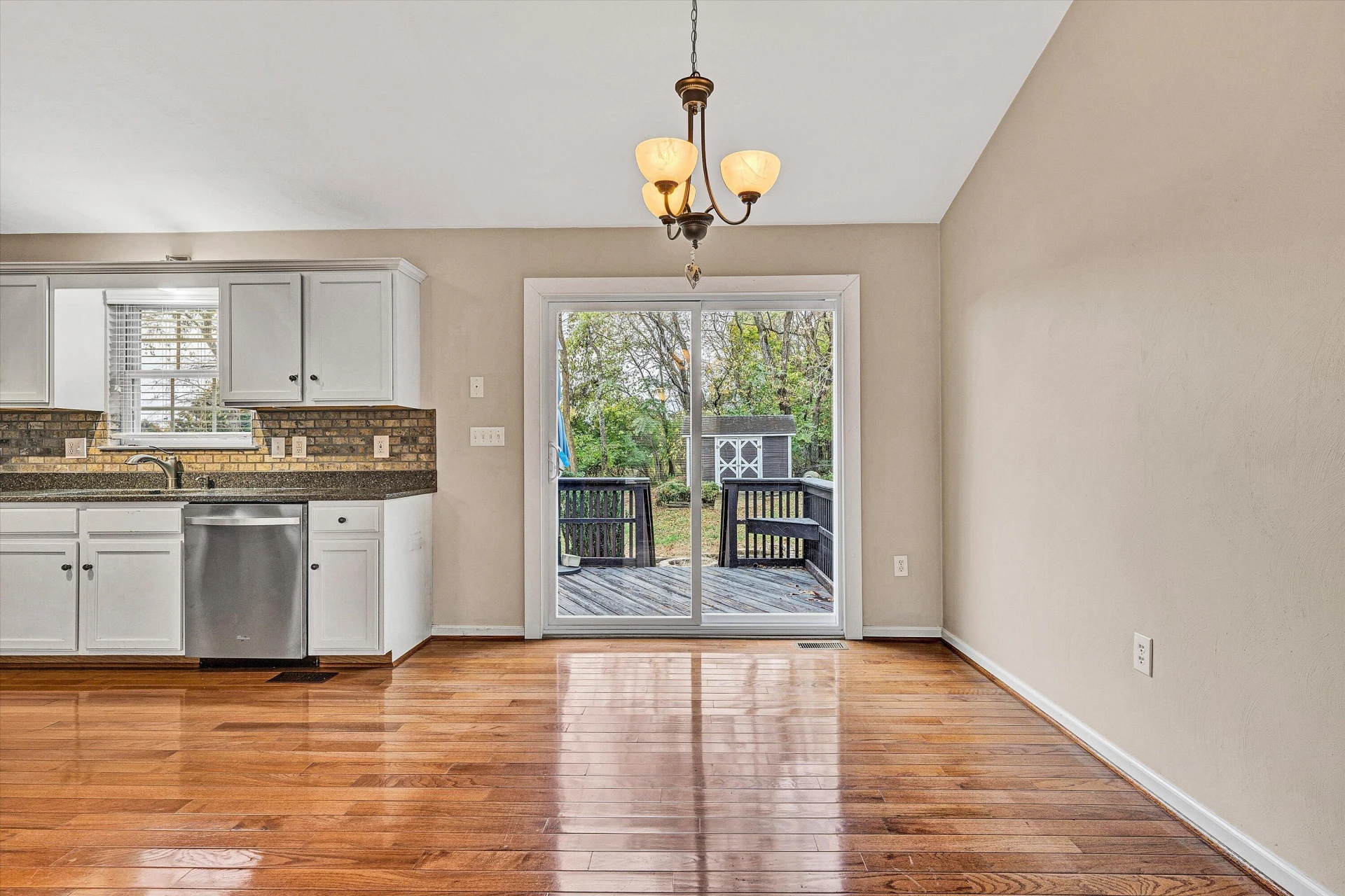 1619 Bush Farm DR - Photo 14
