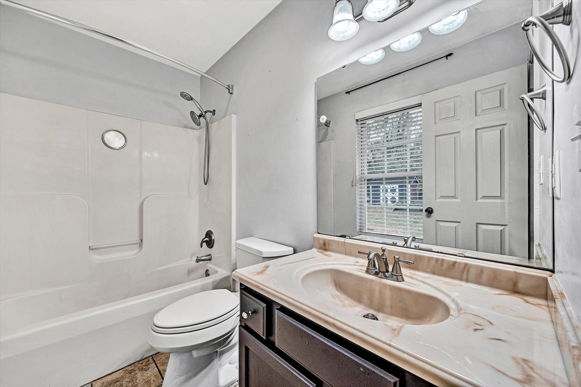 1619 Bush Farm DR - Photo 27
