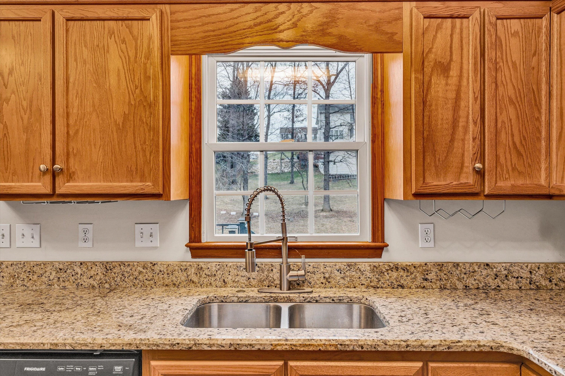 826 Coyner Springs RD - Photo 15