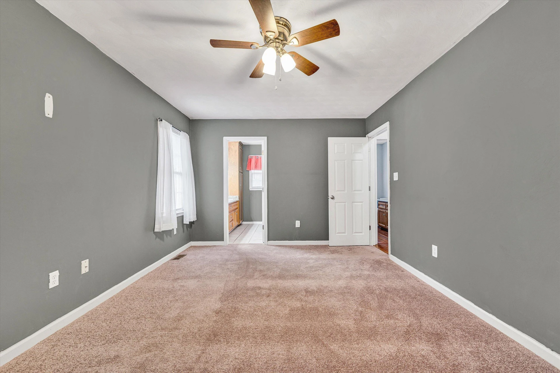 826 Coyner Springs RD - Photo 18