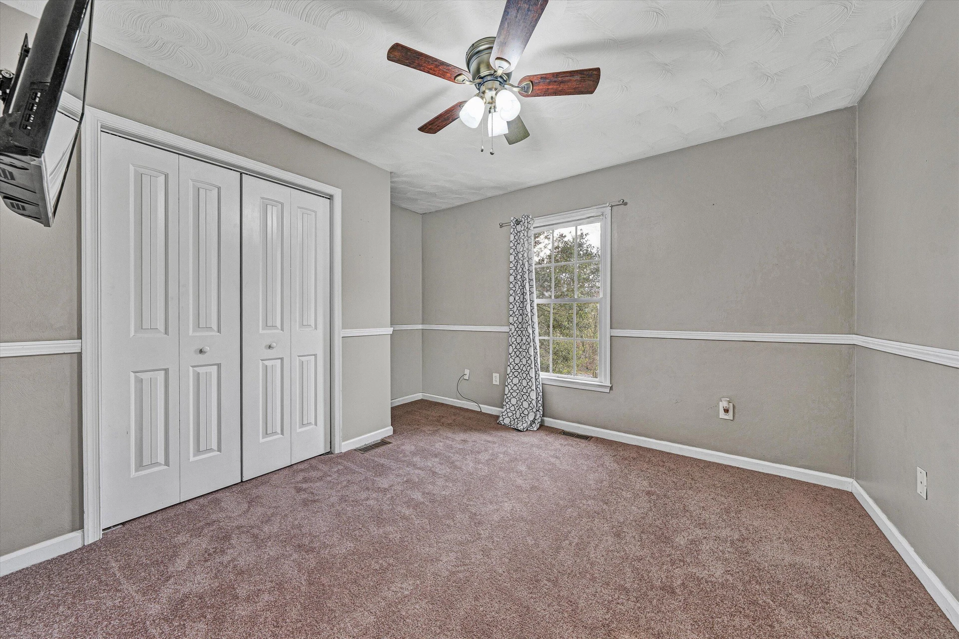 826 Coyner Springs RD - Photo 22