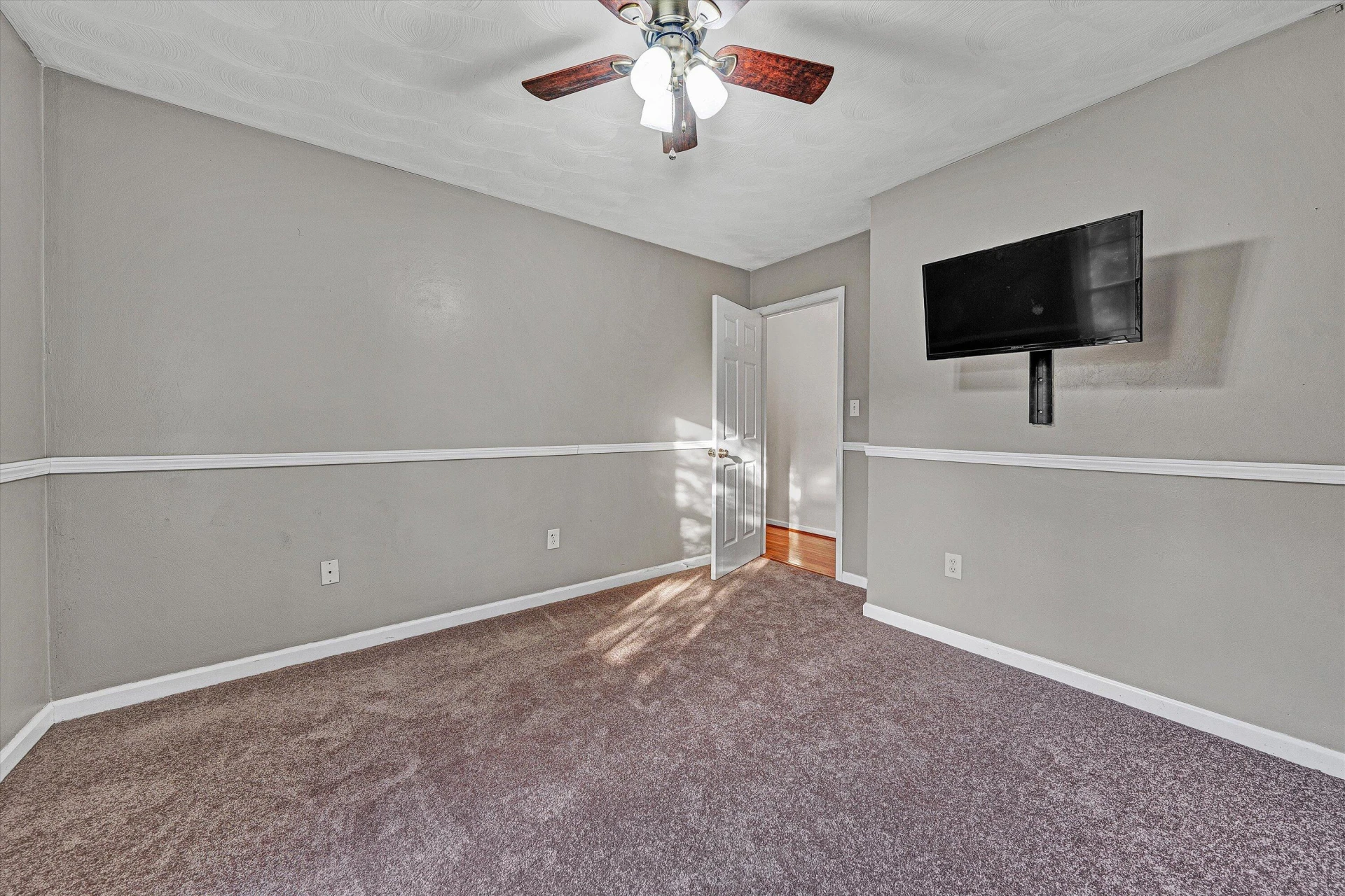 826 Coyner Springs RD - Photo 23