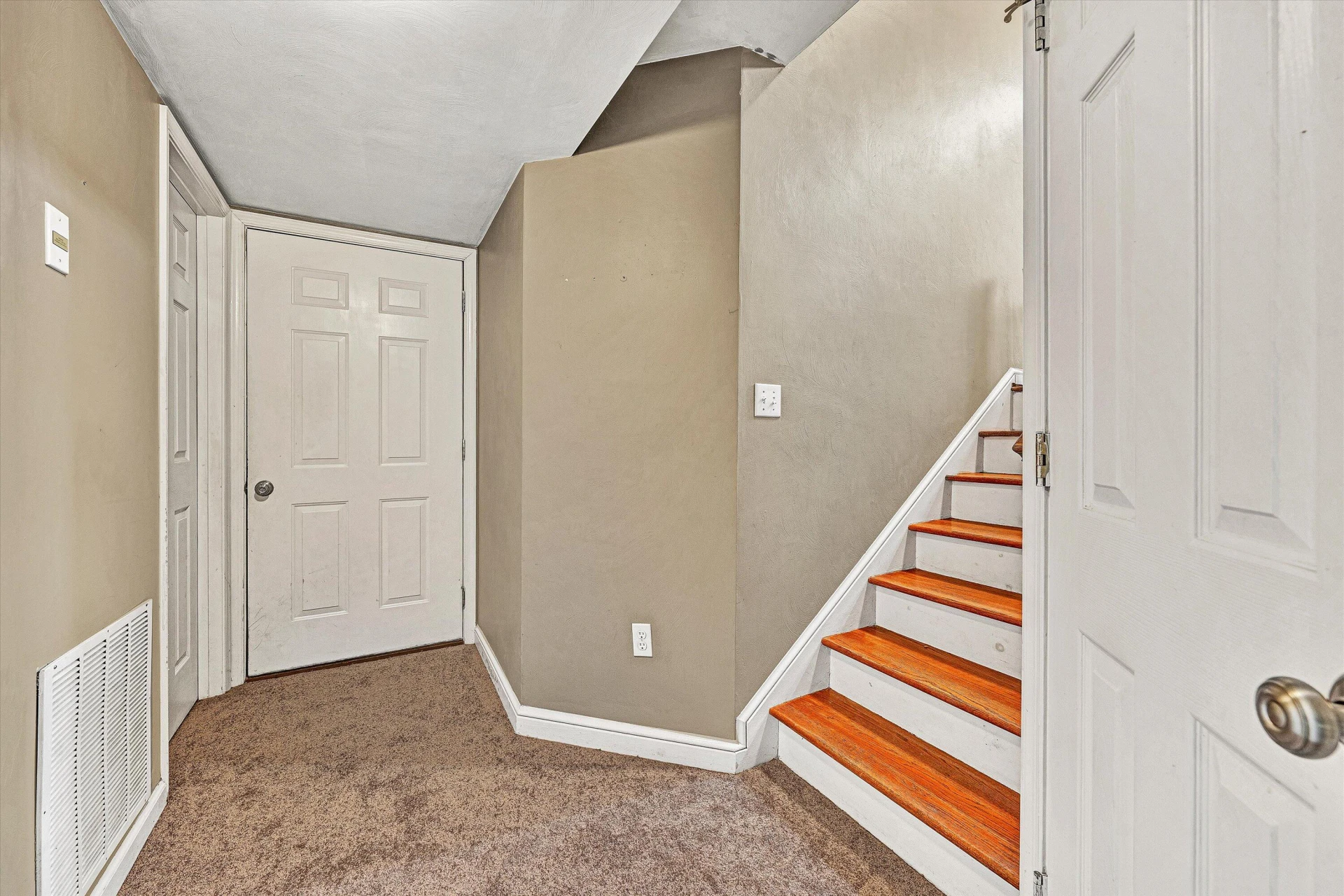 826 Coyner Springs RD - Photo 28