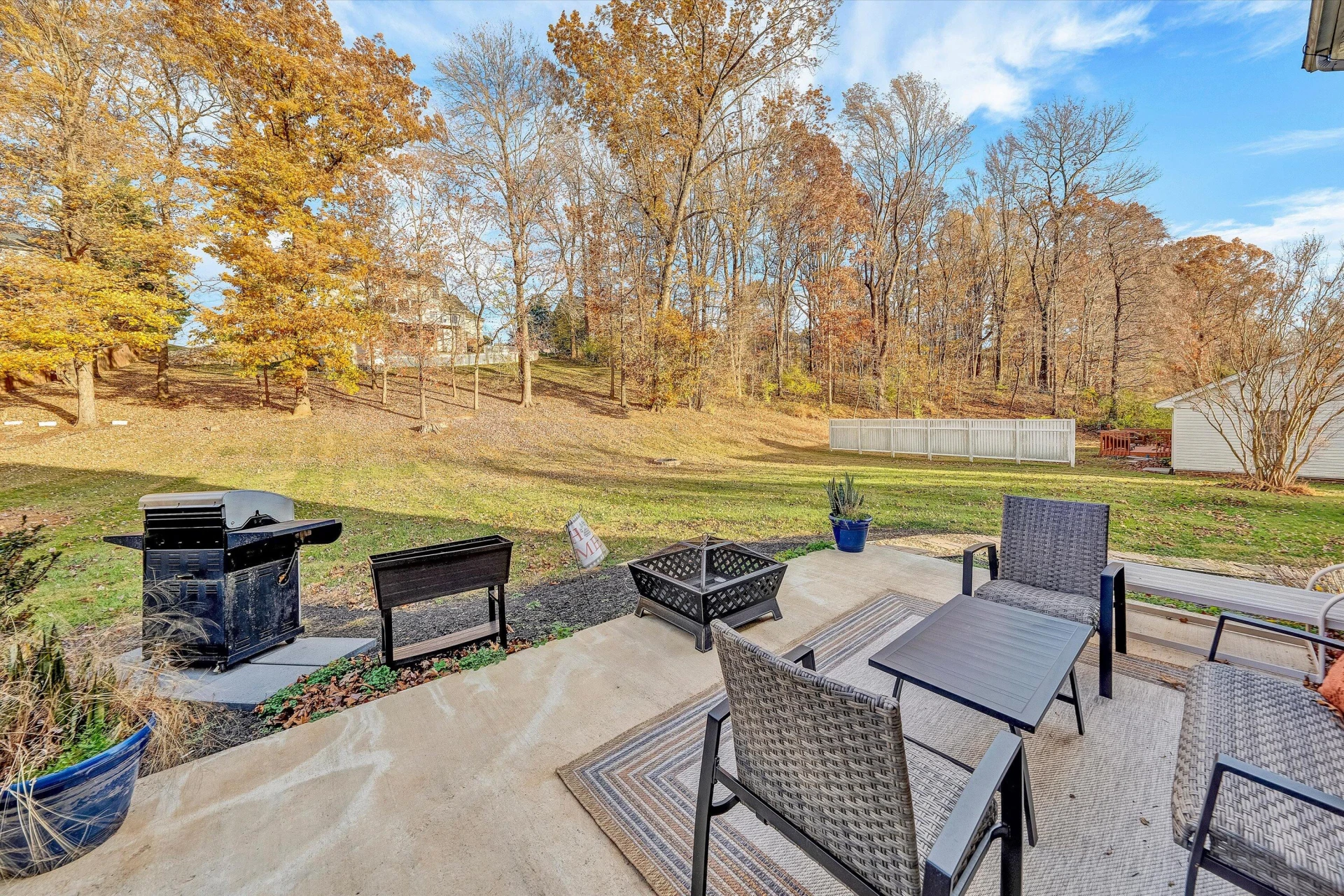 826 Coyner Springs RD - Photo 38