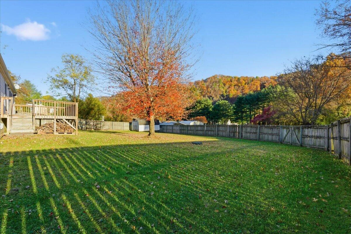 108 Weaver Dr - Photo 36