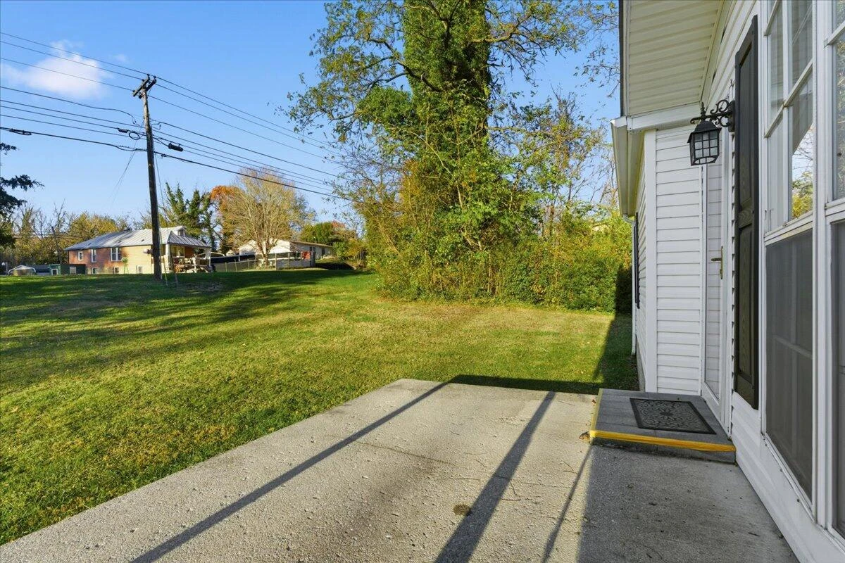108 Weaver Dr - Photo 4
