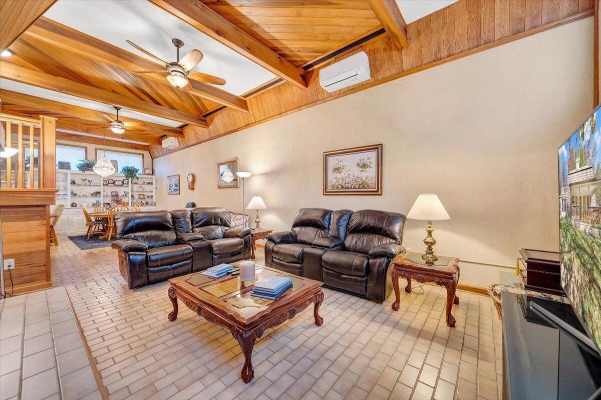 549 Clydes RD - Photo 19