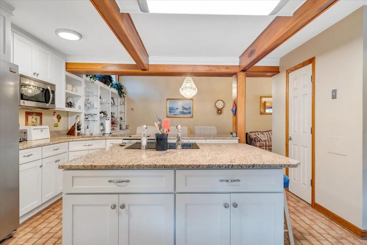 549 Clydes RD - Photo 30