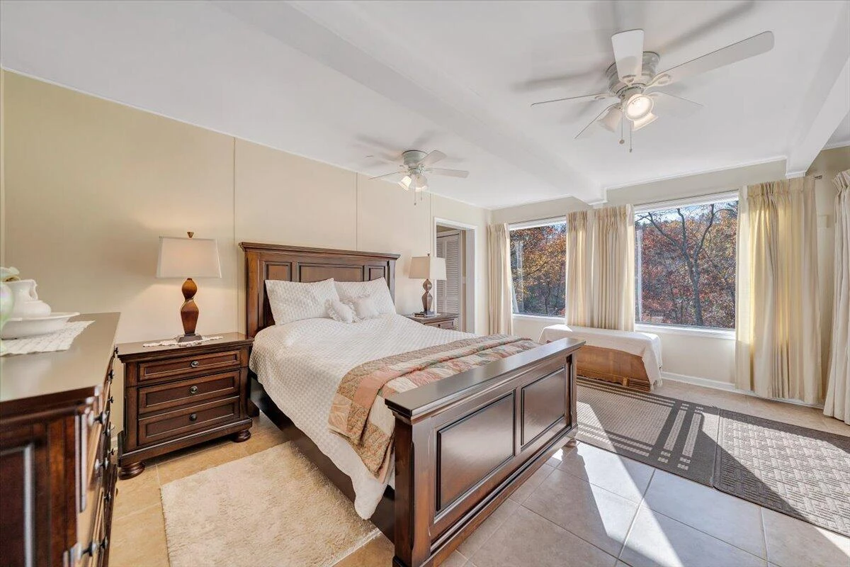 549 Clydes RD - Photo 36