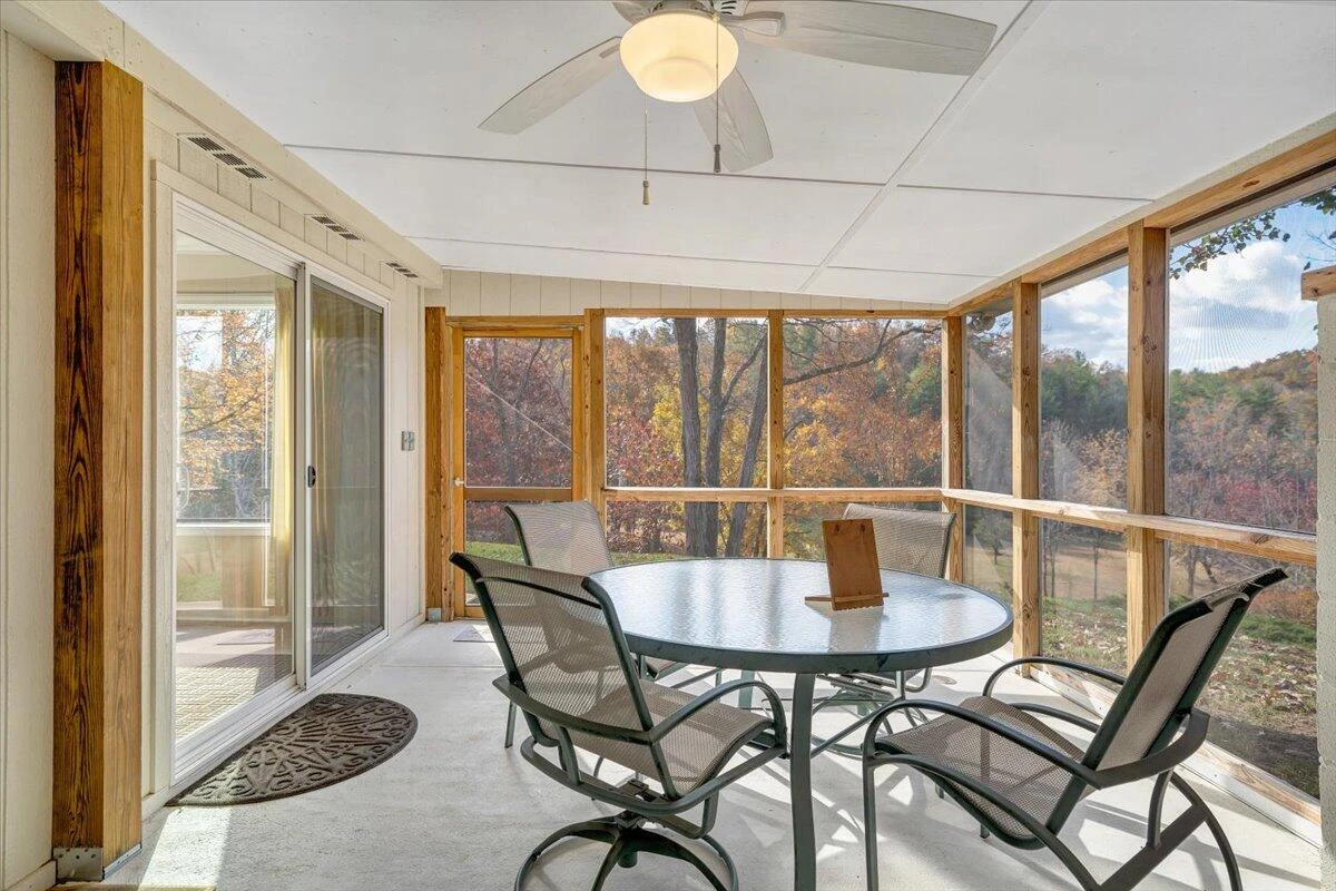 549 Clydes RD - Photo 39
