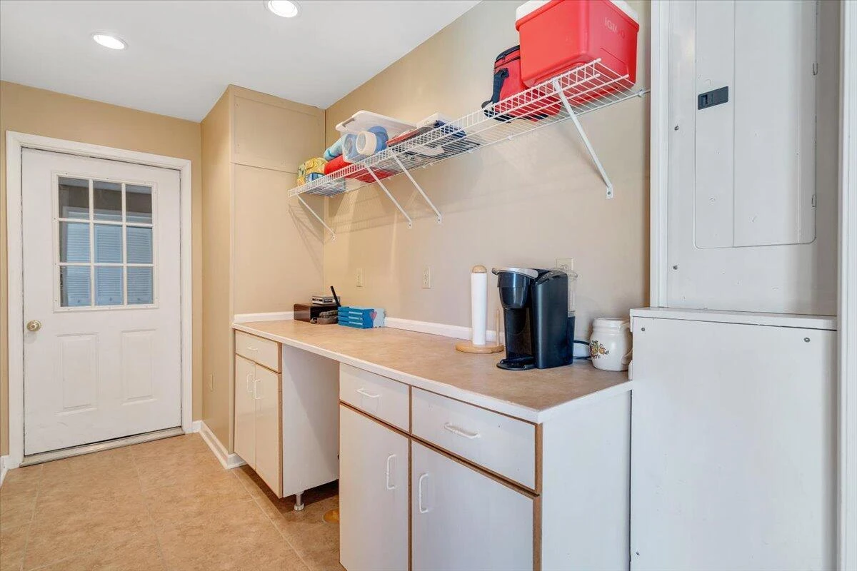 549 Clydes RD - Photo 41