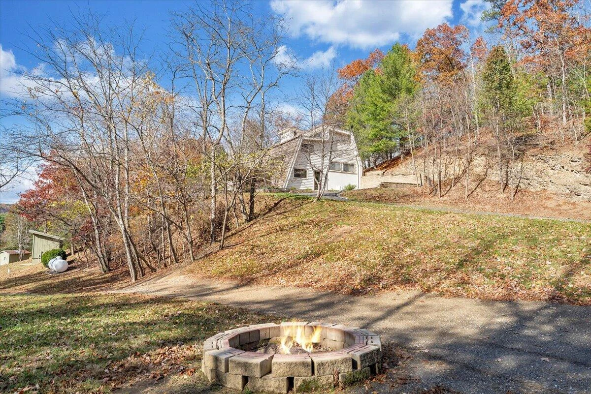 549 Clydes RD - Photo 72