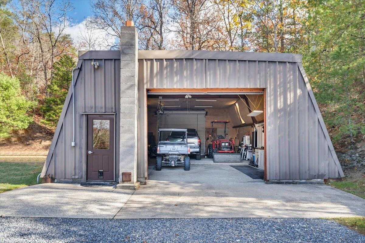 549 Clydes RD - Photo 73