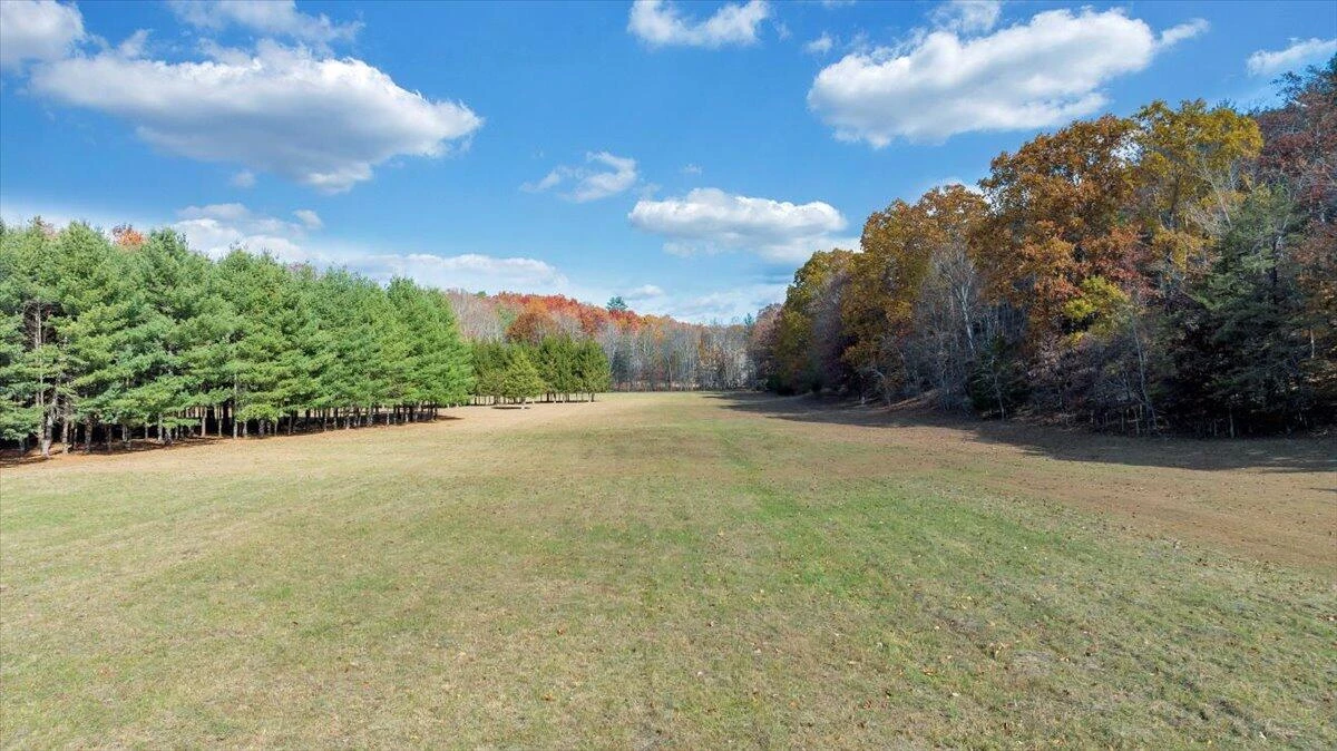 549 Clydes RD - Photo 91
