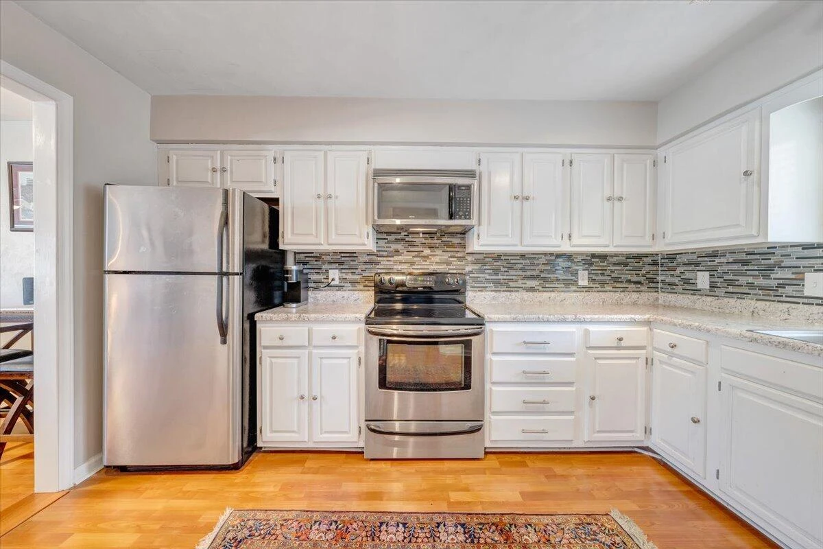 2447 Post Oak RD - Photo 11