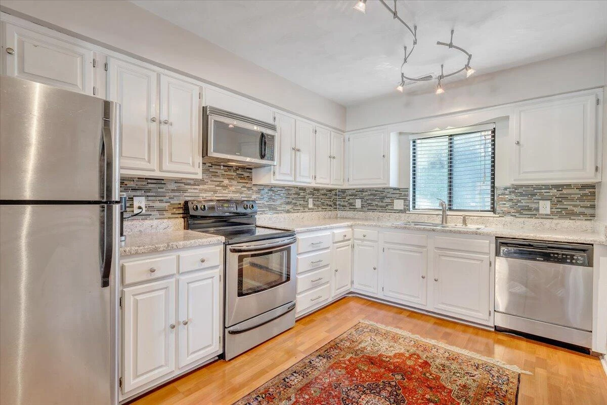 2447 Post Oak RD - Photo 13