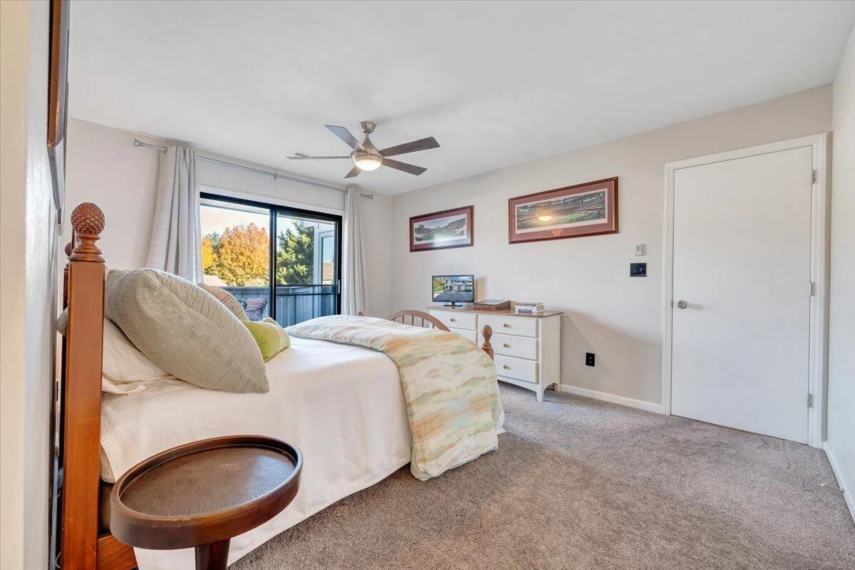 2447 Post Oak RD - Photo 15