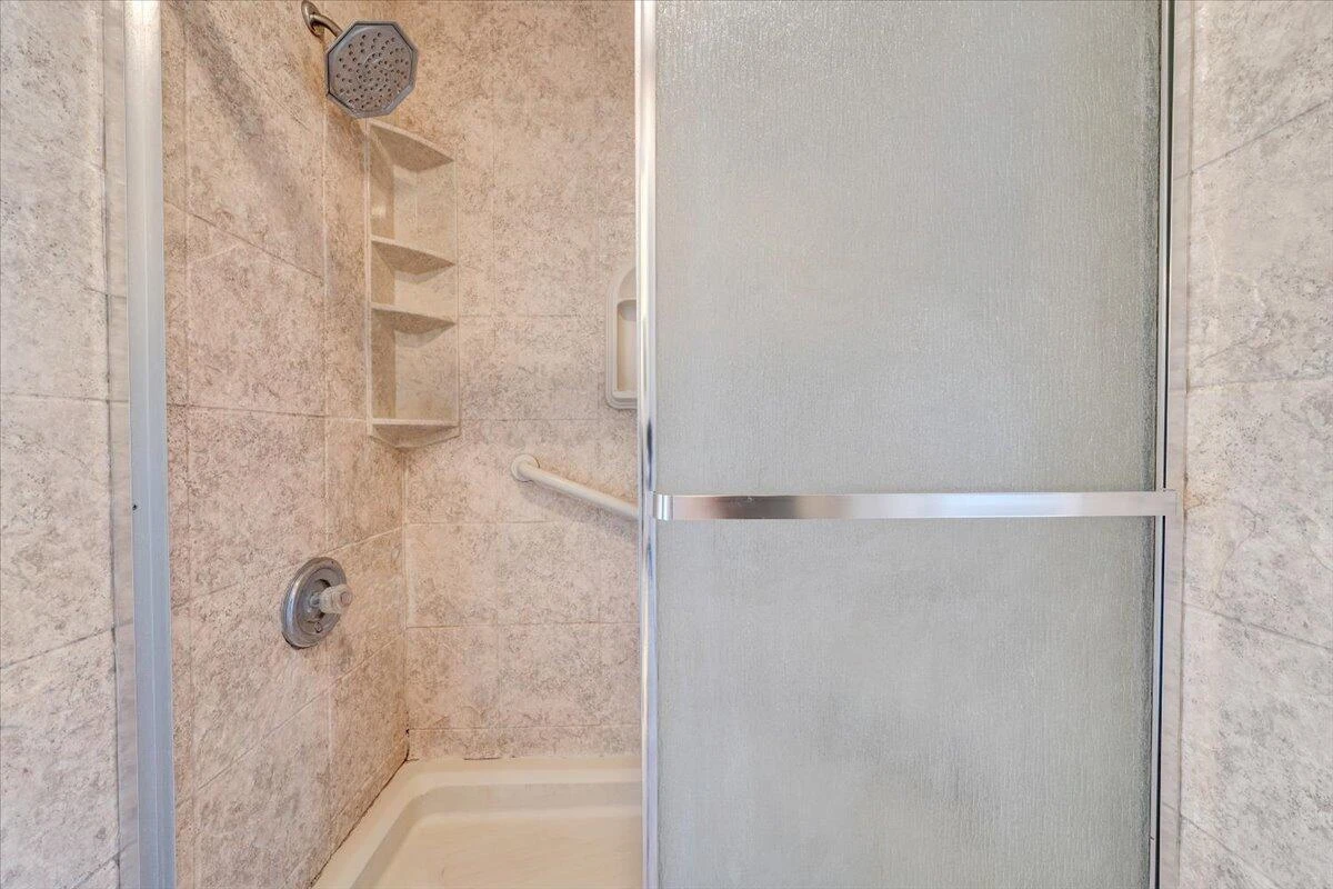 2447 Post Oak RD - Photo 17