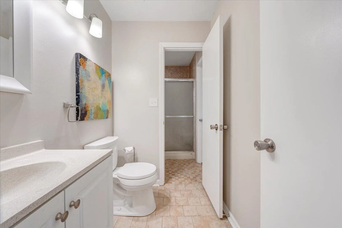 2447 Post Oak RD - Photo 19