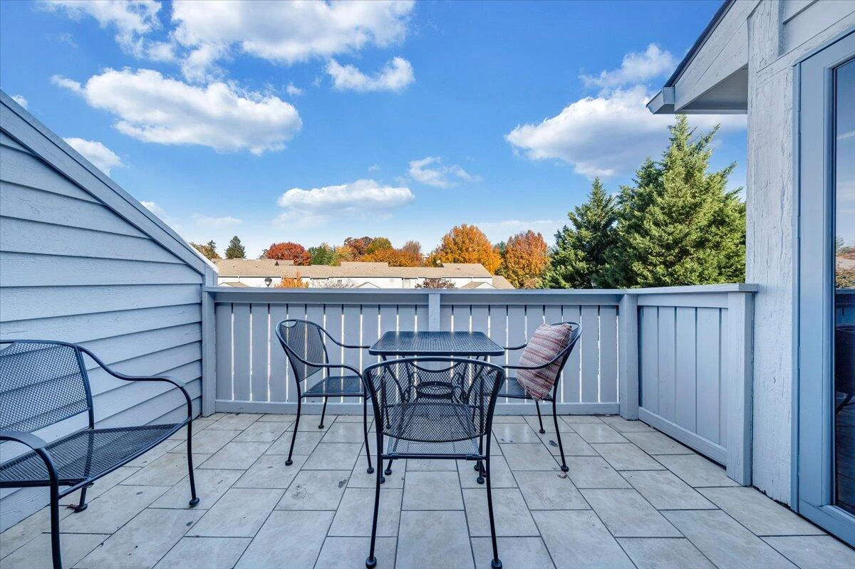 2447 Post Oak RD - Photo 4