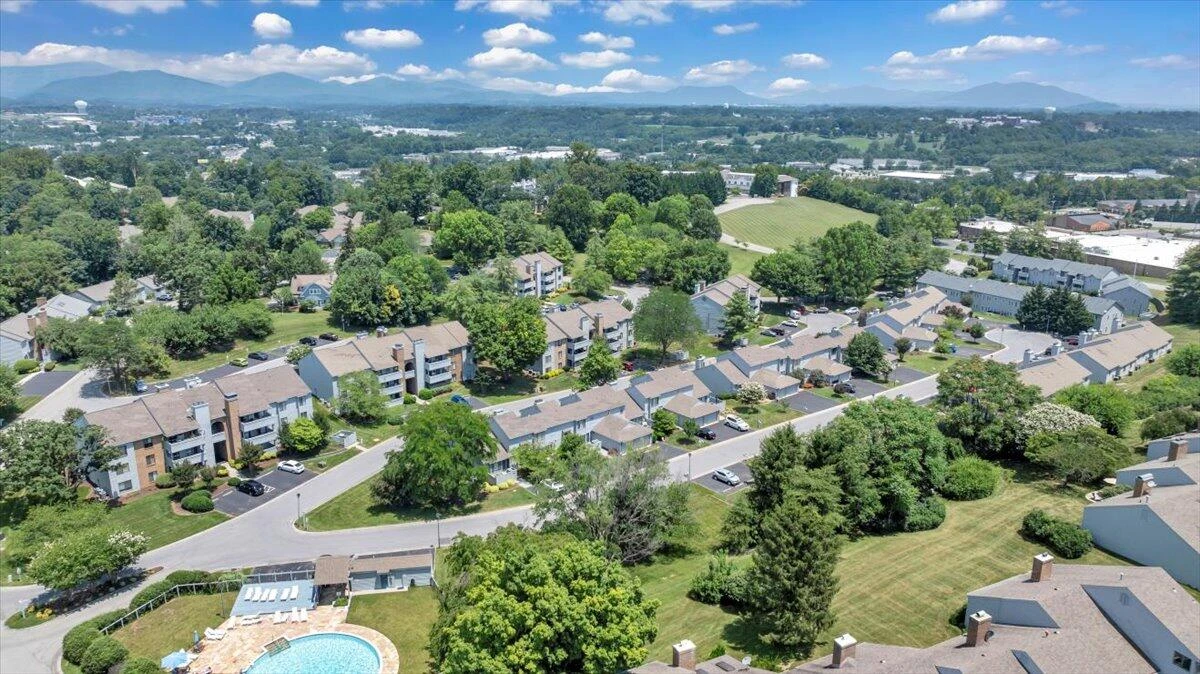 2447 Post Oak RD - Photo 33