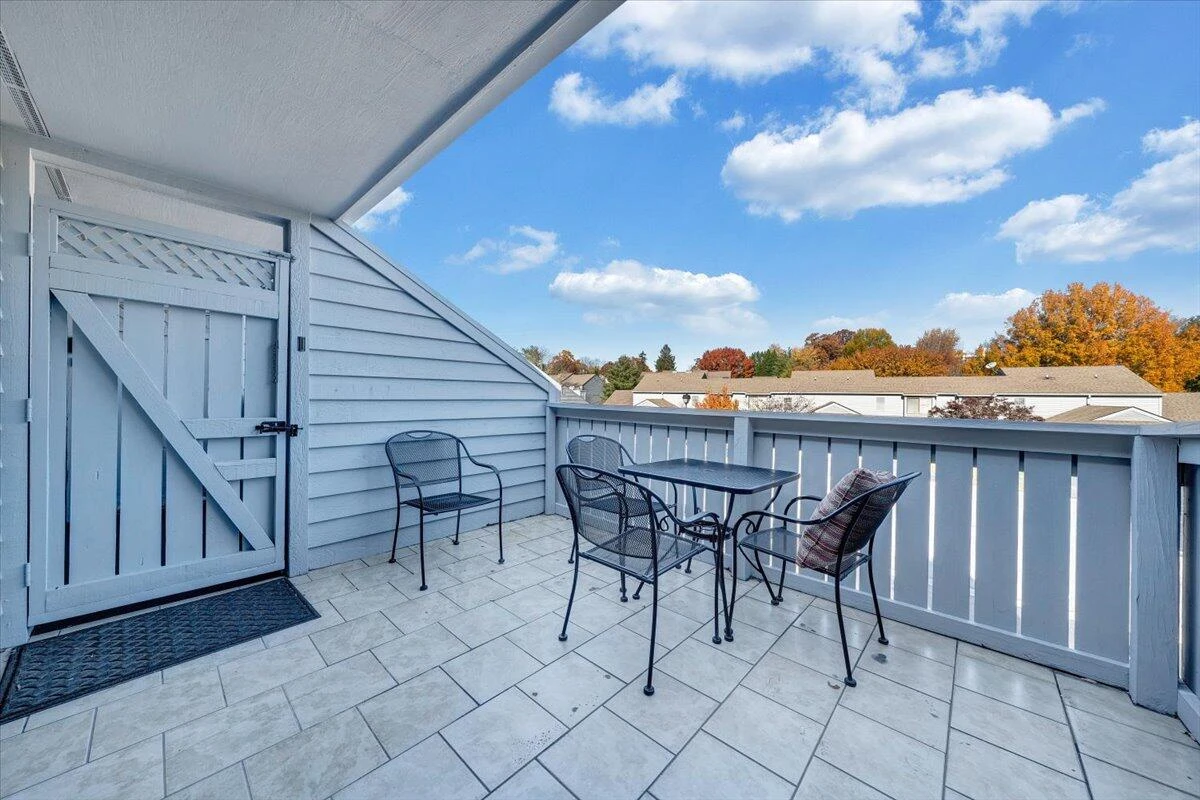 2447 Post Oak RD - Photo 5