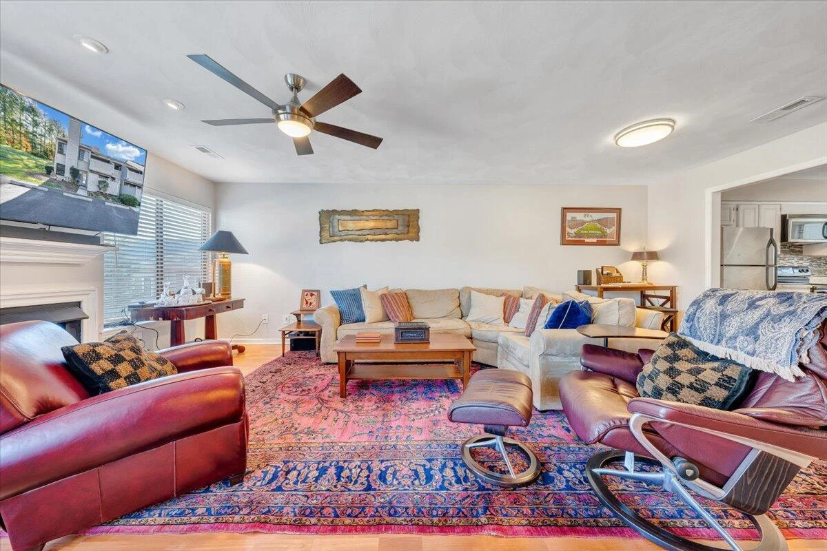 2447 Post Oak RD - Photo 7