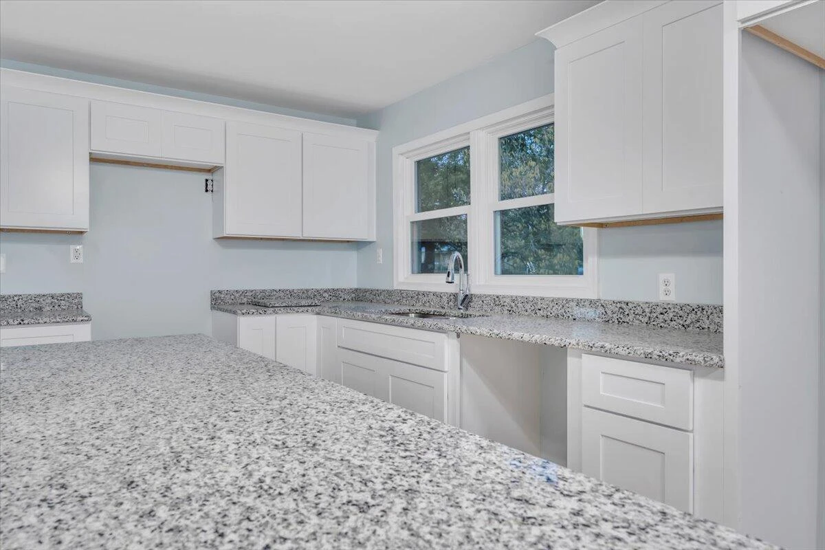 515 South ST - Photo 10