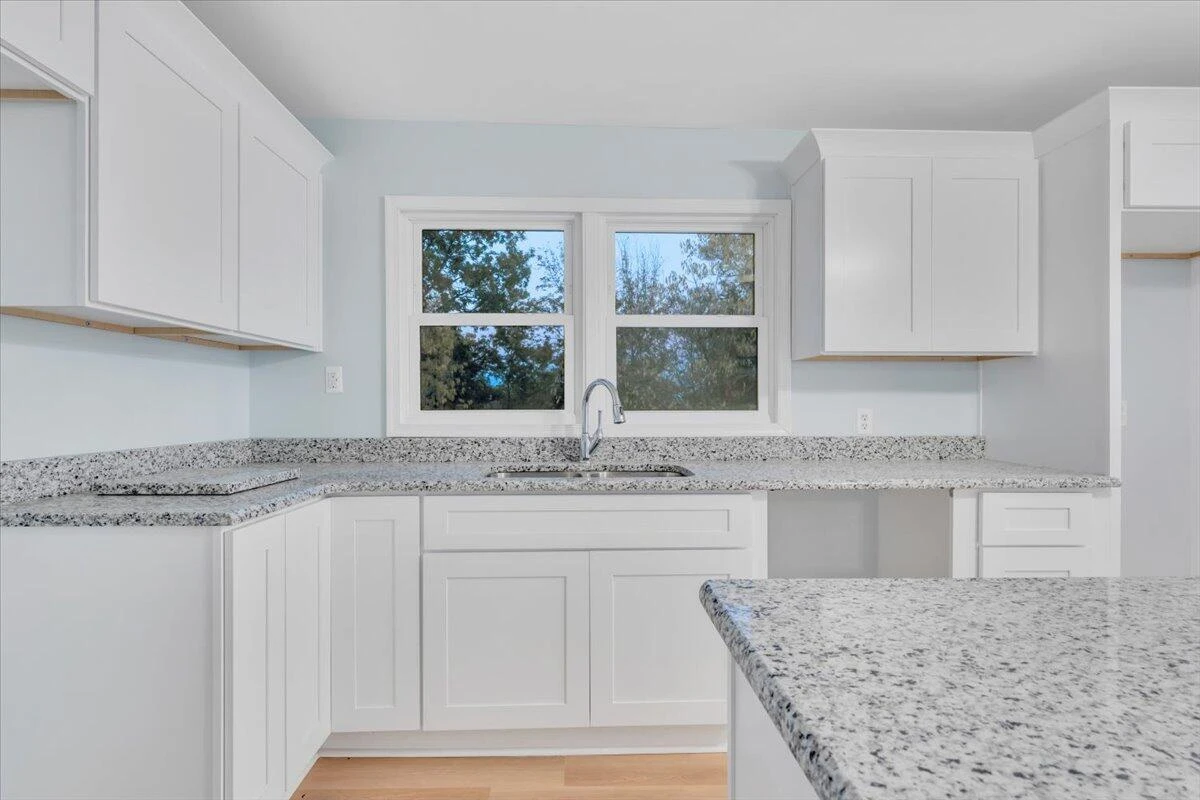 515 South ST - Photo 9