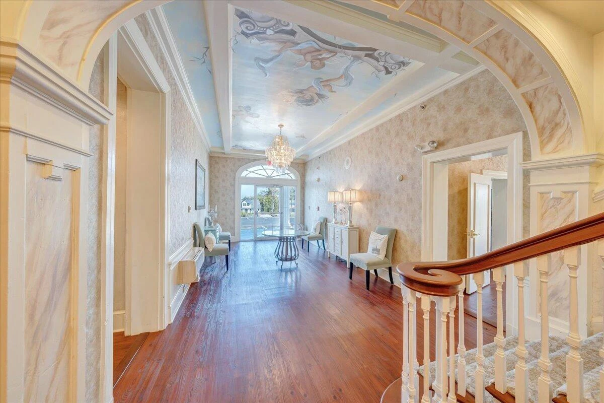 812 E MAIN ST - Photo 6