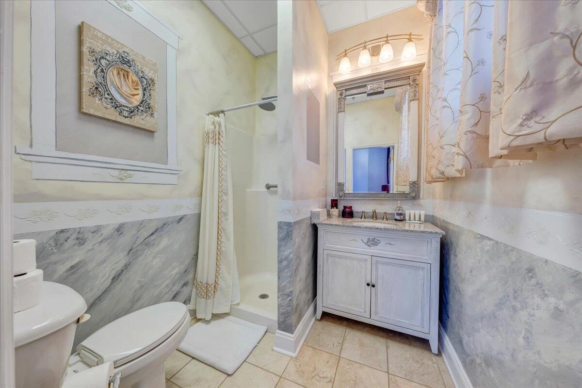 812 E Main ST - Photo 53