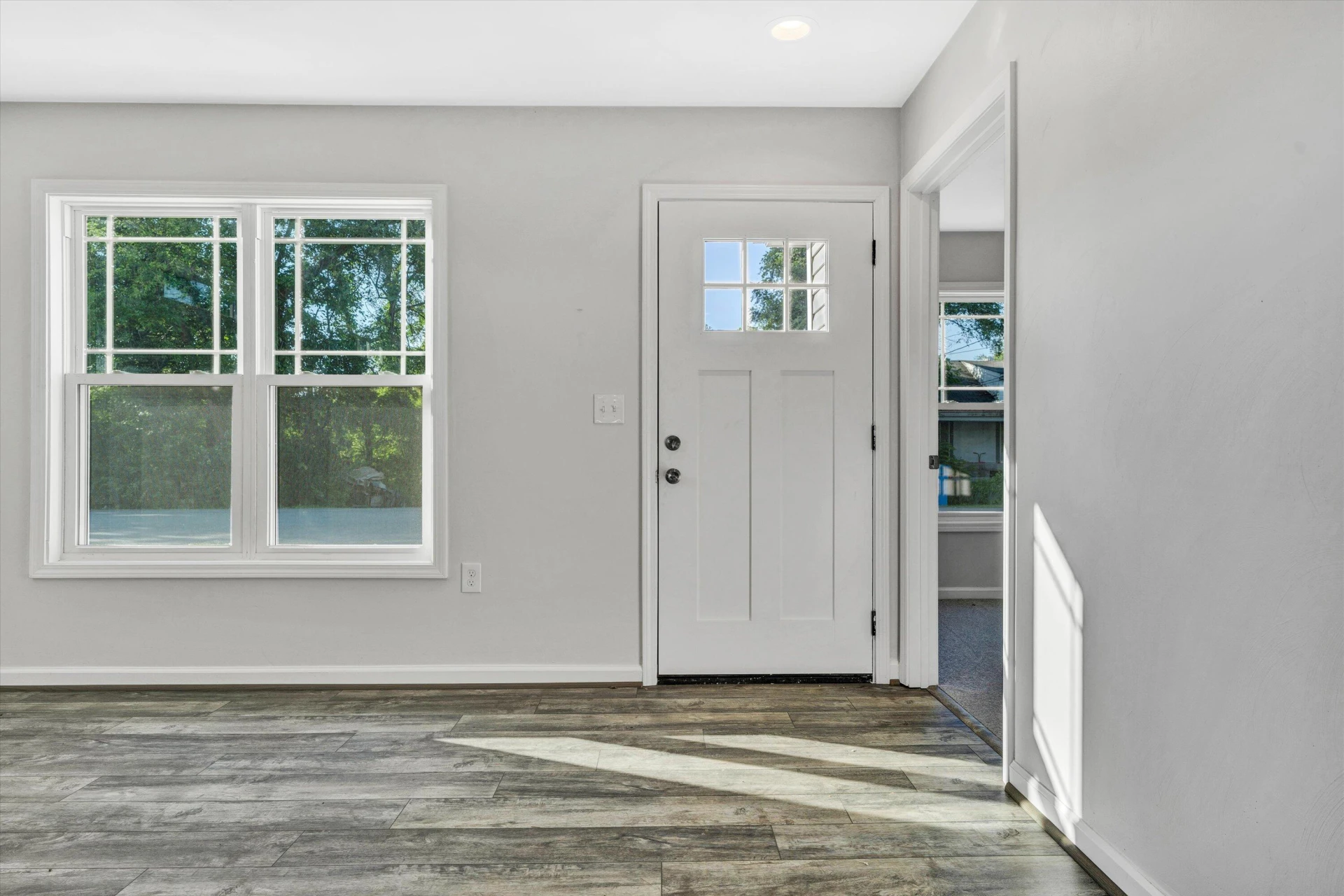 1448 Archbold AVE NE - Photo 5