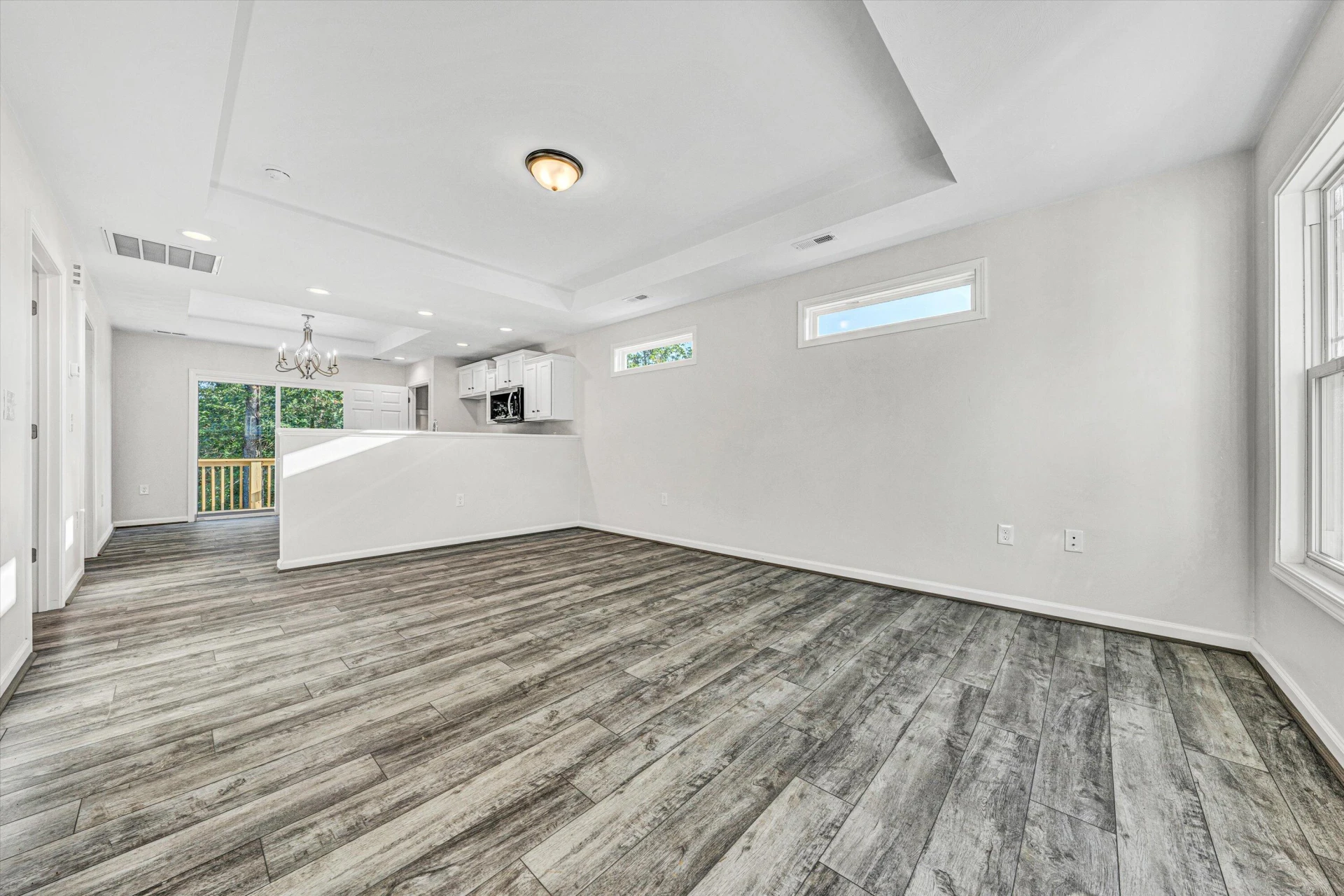 1448 Archbold AVE NE - Photo 8