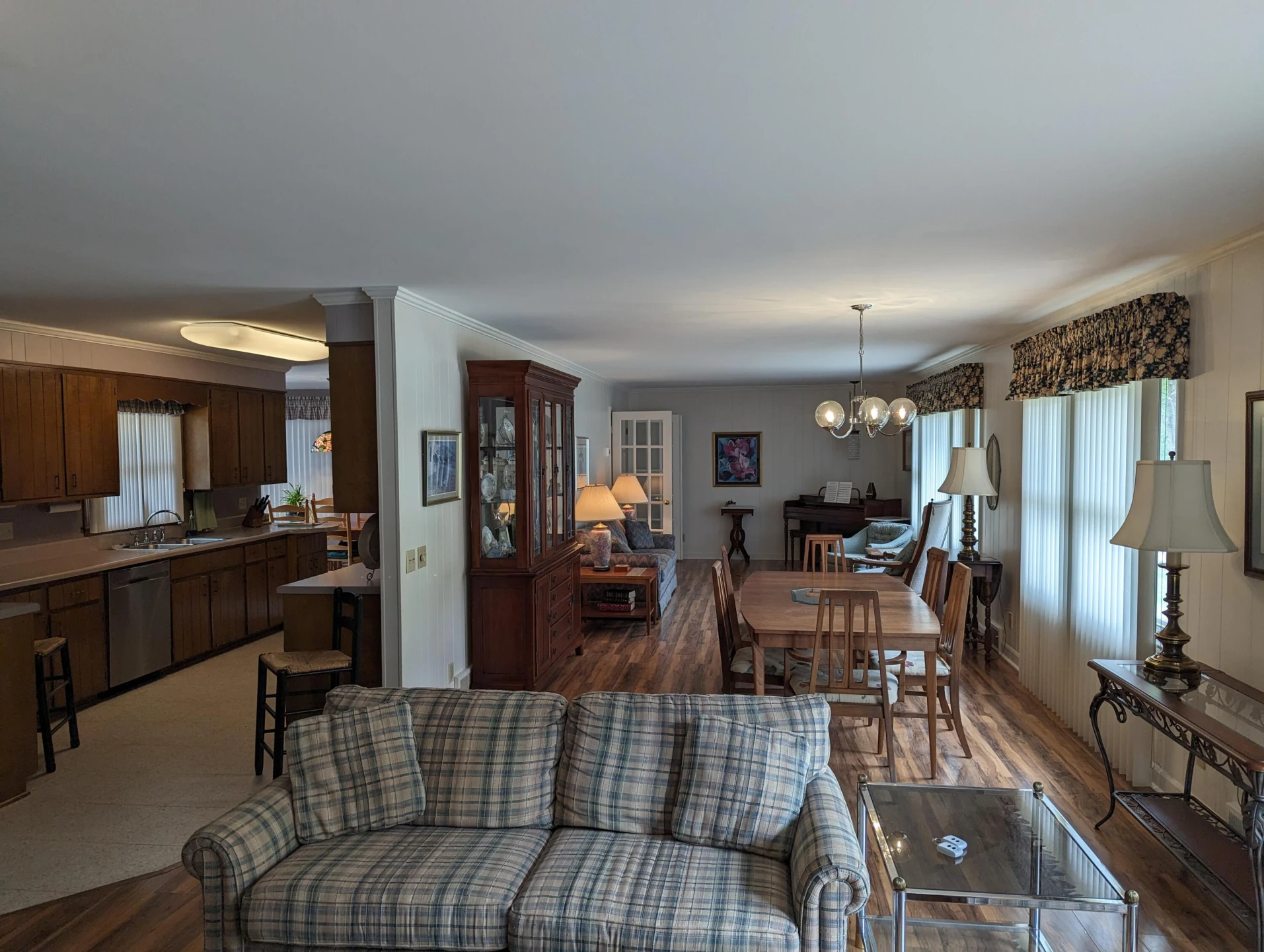 150 Lawndale ST - Photo 5