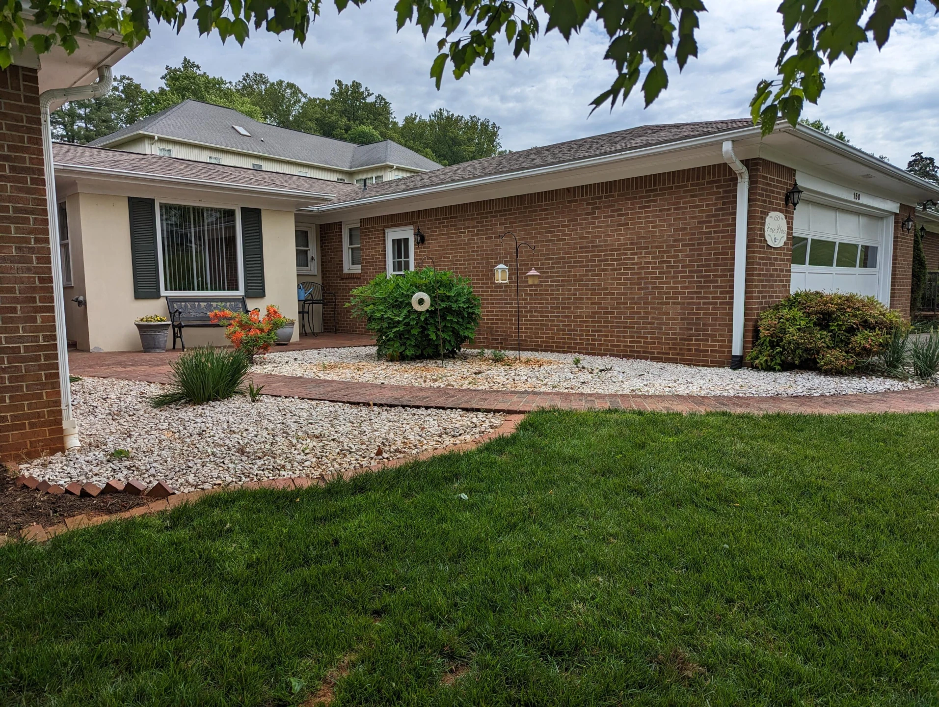 150 Lawndale ST - Photo 52