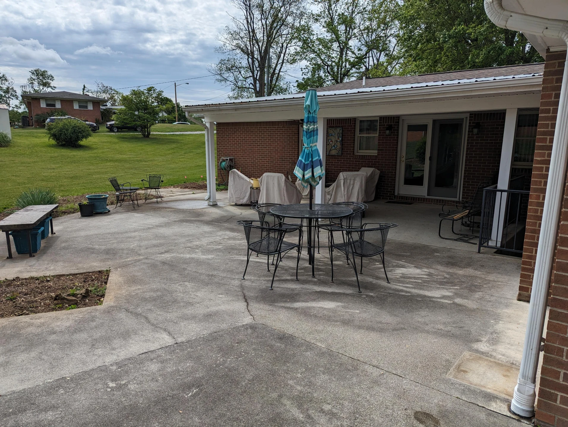 150 Lawndale ST - Photo 55