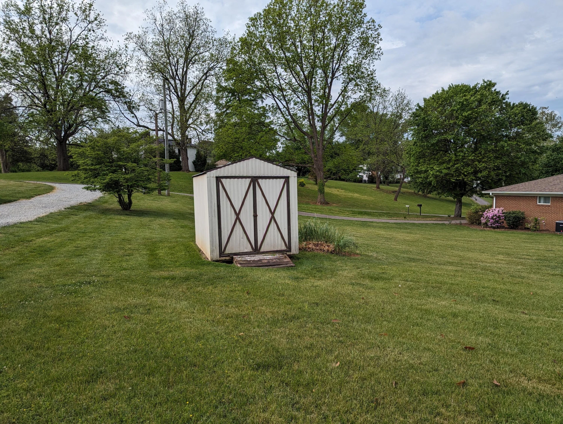 150 Lawndale ST - Photo 58