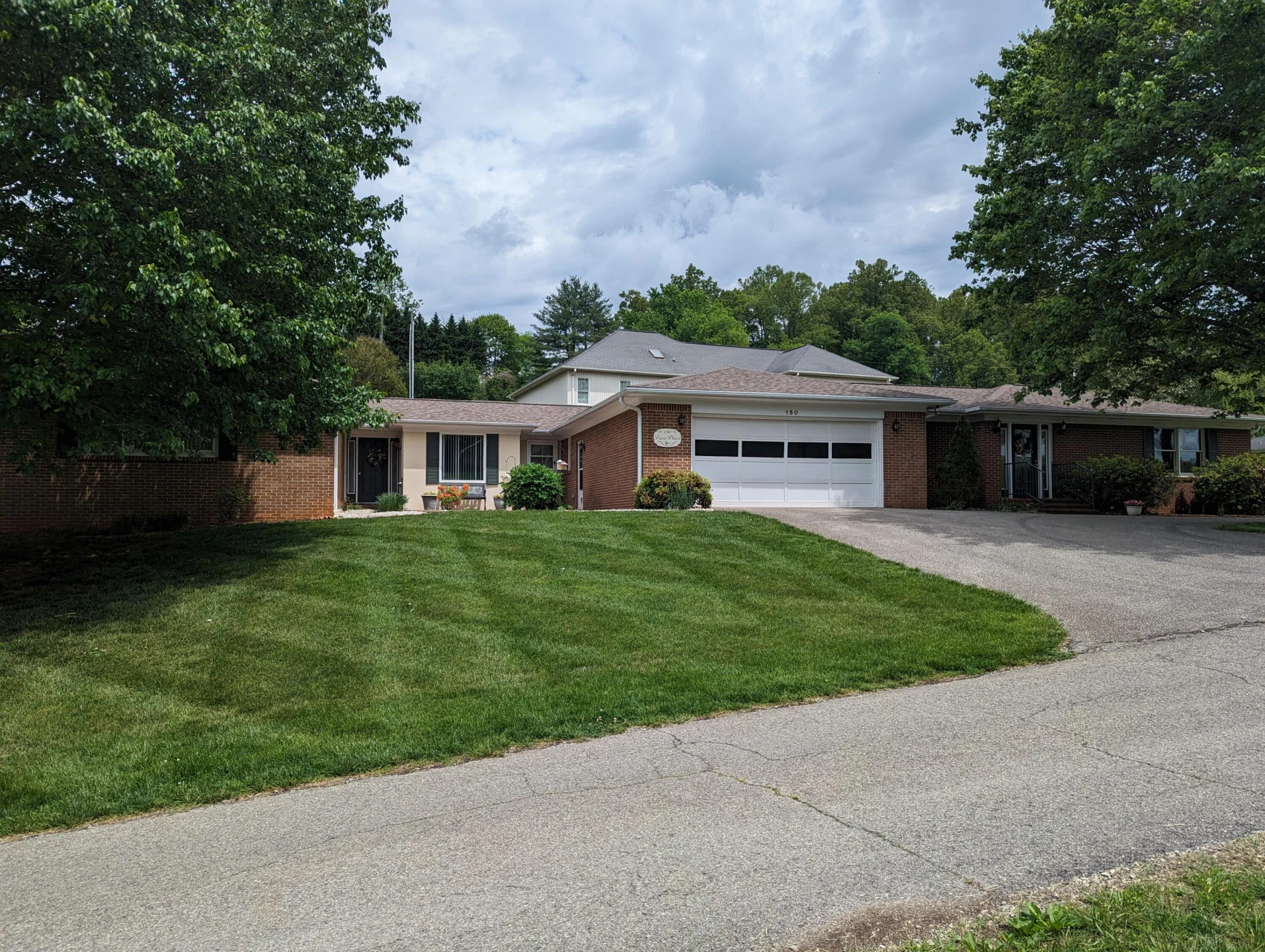 150 Lawndale ST - Photo 66