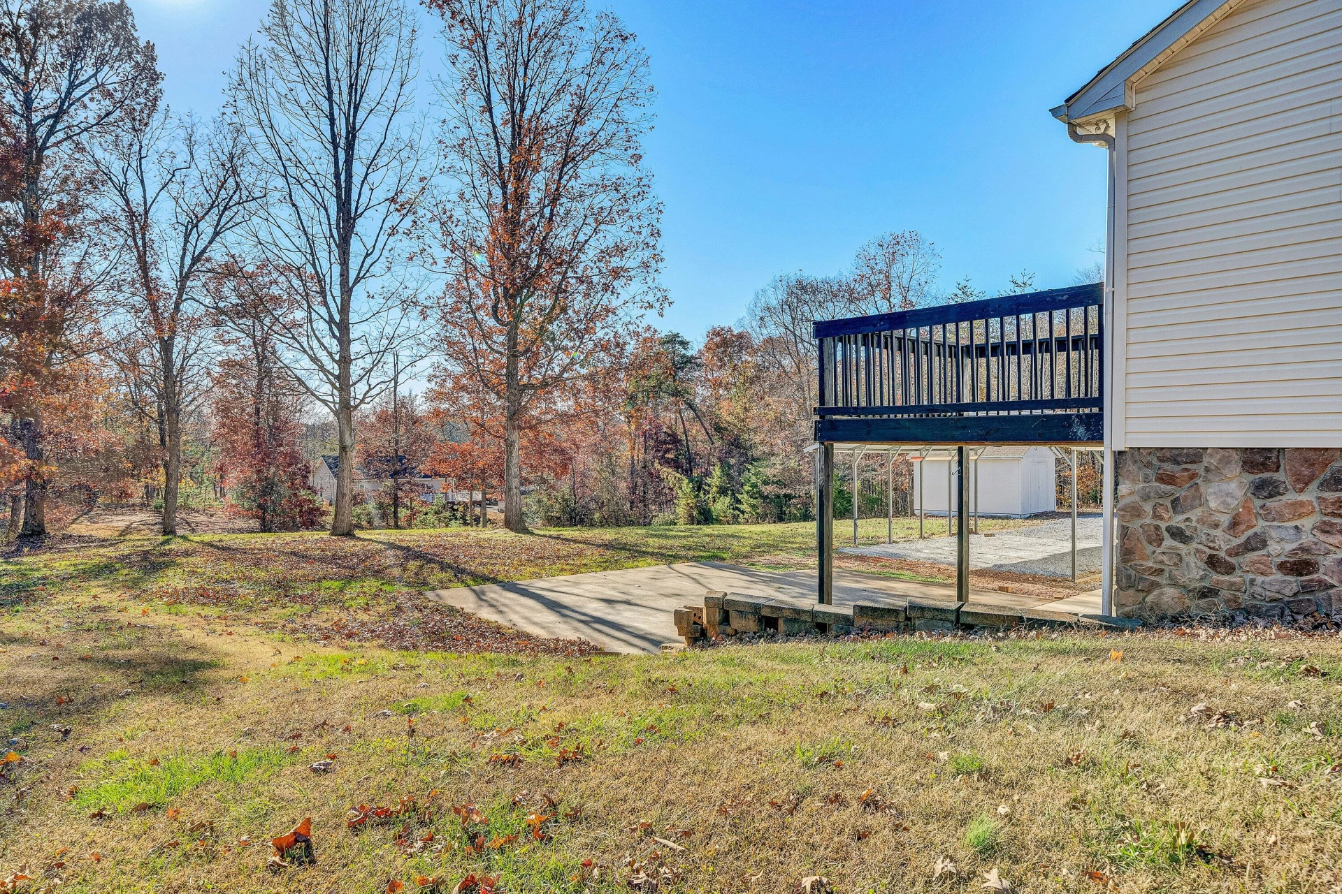 3949 Diamond Hill RD - Photo 25
