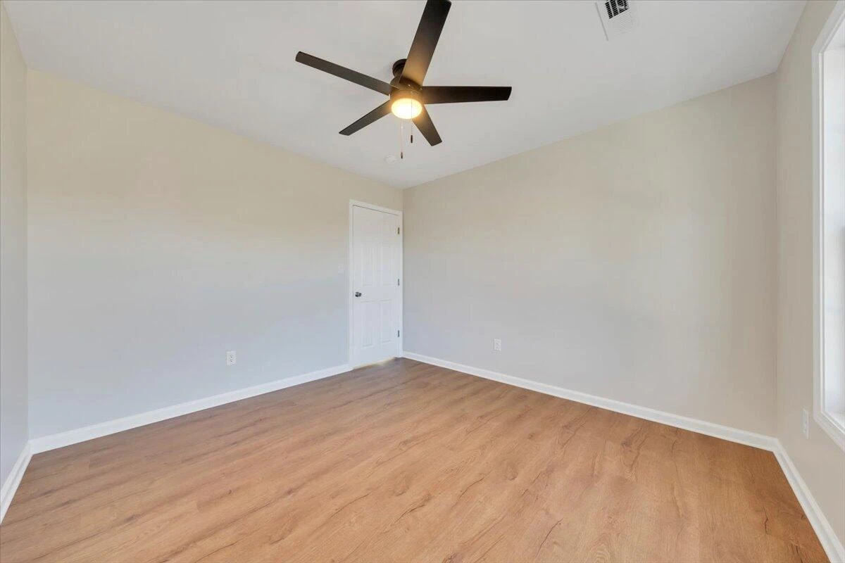 3527 Troutland AVE NW - Photo 18