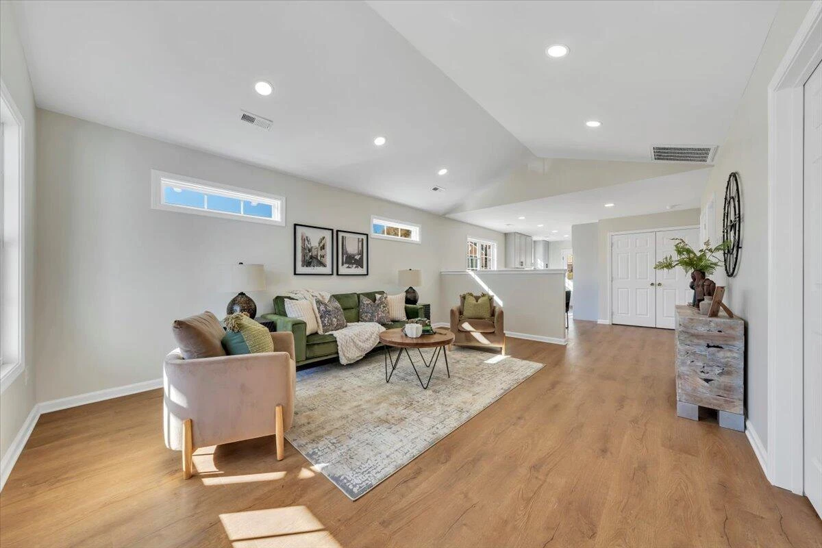 3527 Troutland AVE NW - Photo 2
