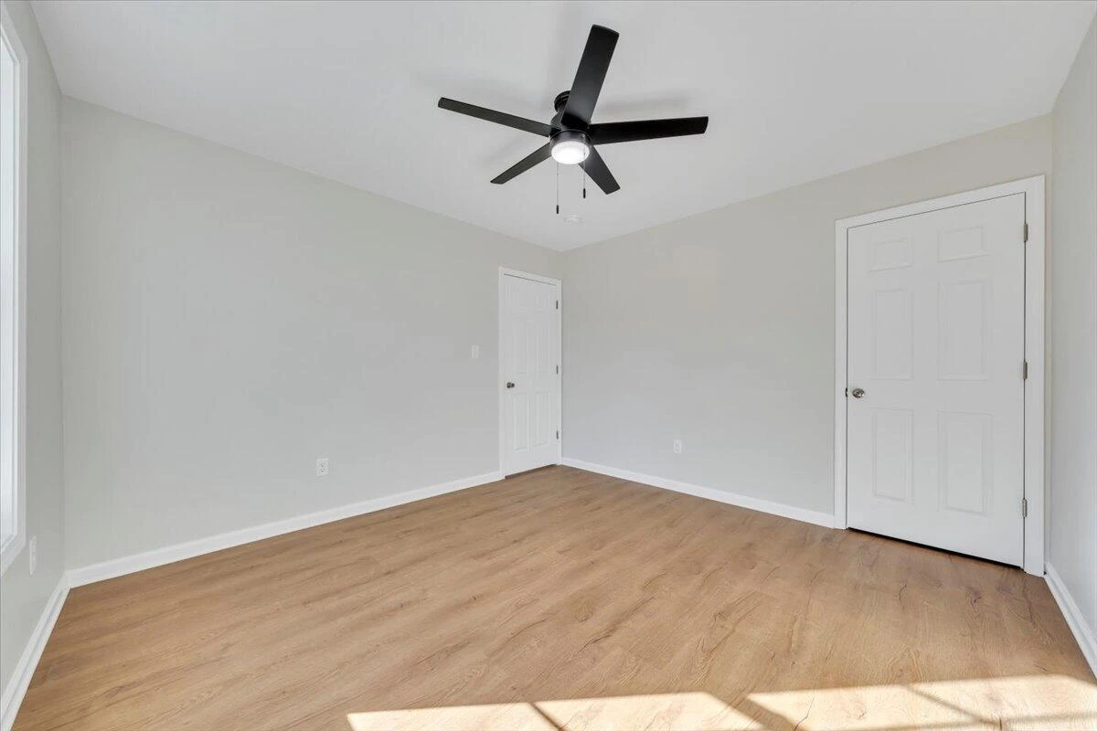 3527 Troutland AVE NW - Photo 20