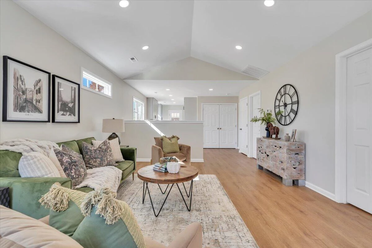 3527 Troutland AVE NW - Photo 3