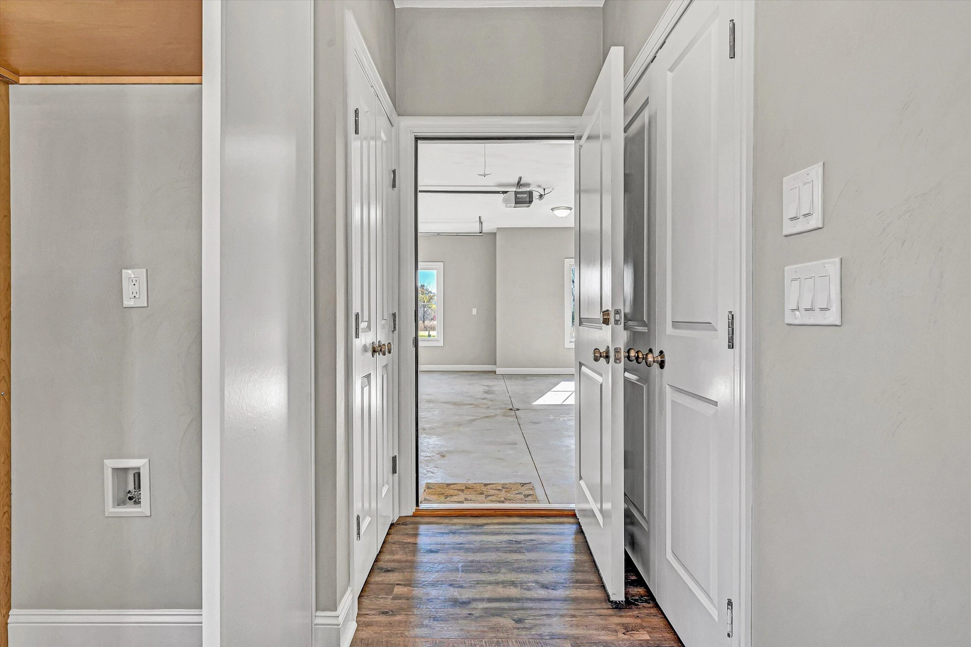 1120 Monterey RD NE - Photo 13