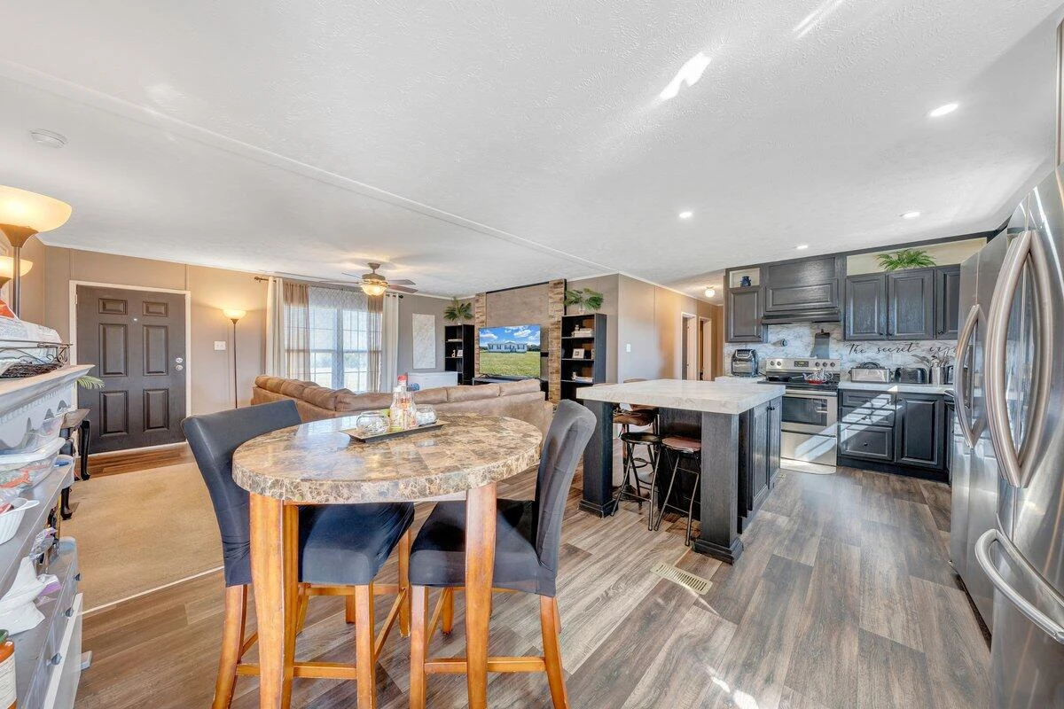 538 Long Horne RD - Photo 9