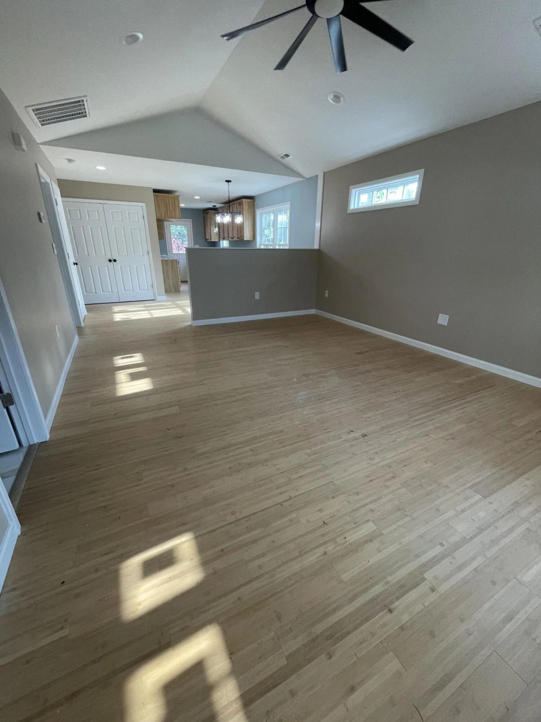1507 23rd ST NE - Photo 5