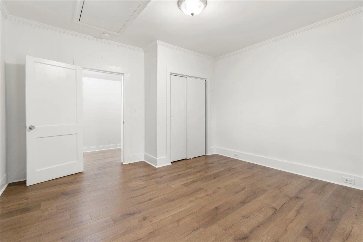 118 NE 6th ST NE - Photo 20