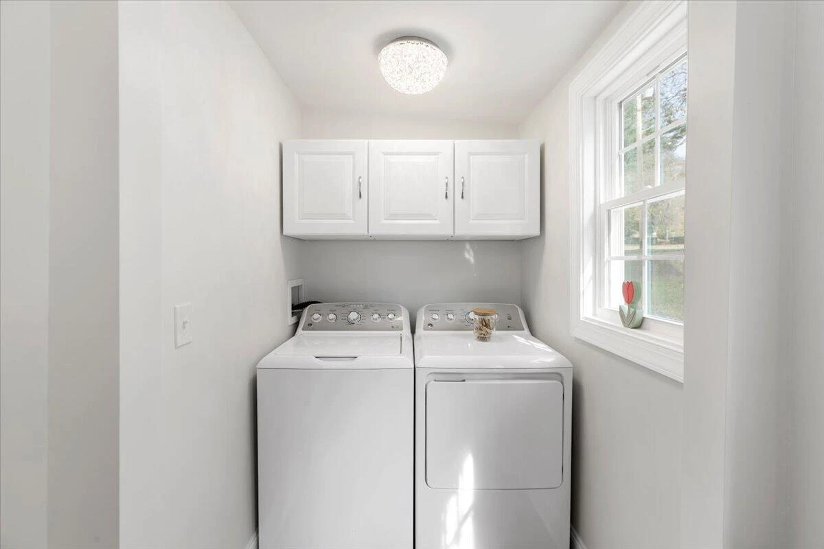 118 NE 6th ST NE - Photo 39