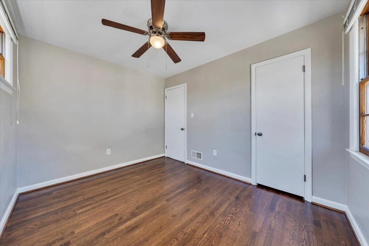 4605 PEACH TREE DR NW - Photo 17